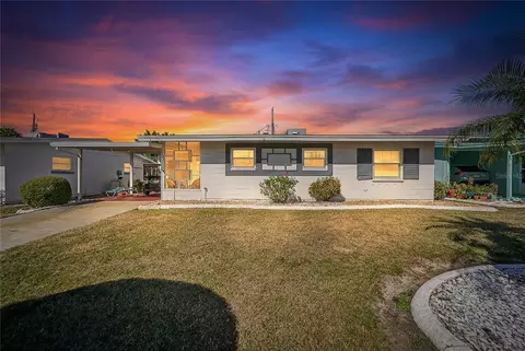 1607 Council Dr, Sun City Center, FL 33573