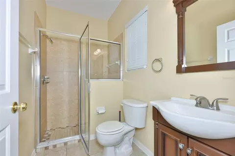 Bath - 11813 Stonewood Gate Dr, Riverview, FL 33579 photo 4 of 4