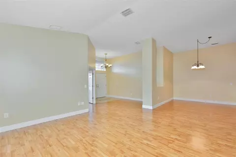 Living - 11813 Stonewood Gate Dr, Riverview, FL 33579 photo 2 of 9