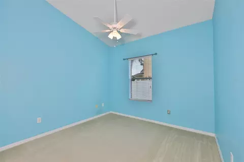 Bedroom - 11813 Stonewood Gate Dr, Riverview, FL 33579 photo 3 of 10