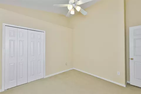 Bedroom - 11813 Stonewood Gate Dr, Riverview, FL 33579 photo 6 of 10