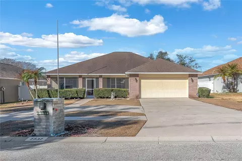 2332 Towering Oaks Cir, Seffner, FL 33584