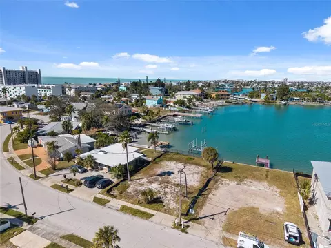 15307 Harbor Dr, Madeira Beach, FL 33708 photo 2