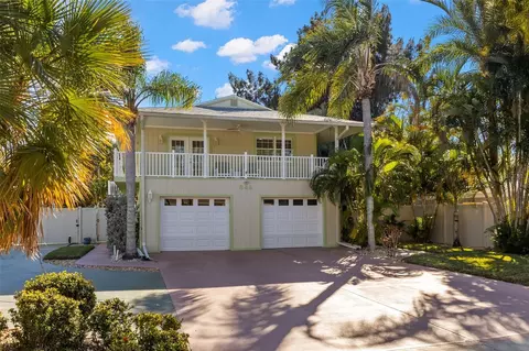 349 Kentucky Ave, Crystal Beach, FL 34681