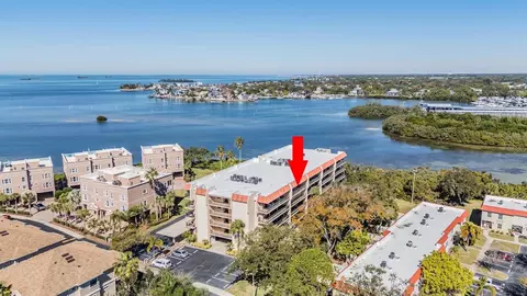 2700 Bayshore Blvd #9402, Dunedin, FL 34698