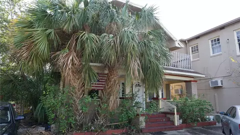 868 7th Ave N, Saint Petersburg, FL 33701