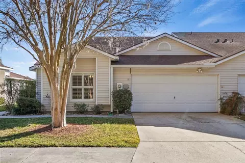 1743 Lake Heron Dr, Lutz, FL 33549