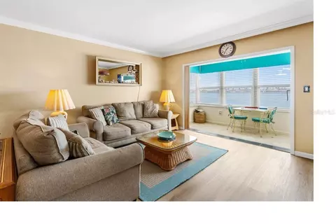 5020 Brittany Dr S #118, Saint Petersburg, FL 33715