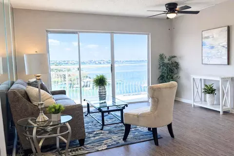 4900 Brittany Dr S #610, Saint Petersburg, FL 33715
