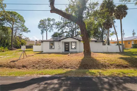 8508 Sunbeam Ln, Tampa, FL 33615