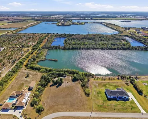 Smilodon Trail, Ruskin, FL 33570