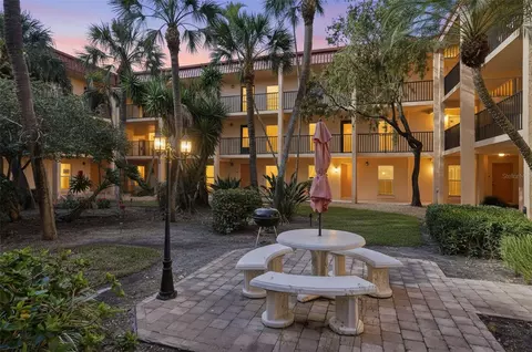 8911 Blind Pass Rd #122, Saint Pete Beach, FL 33706