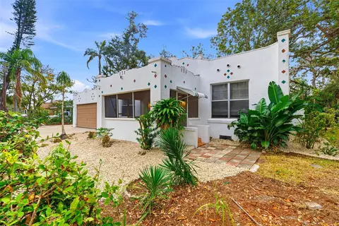 1706 4th Ave E, Bradenton, FL 34208