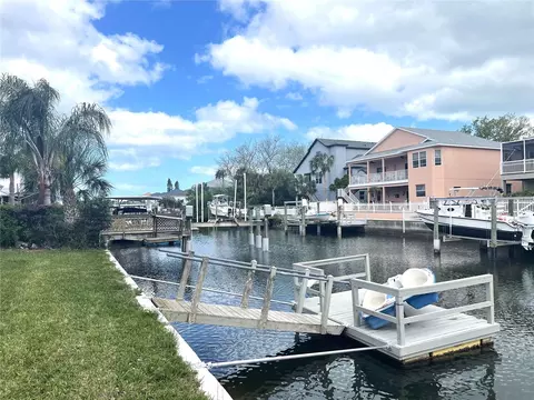 7601 Hatteras Dr, Hudson, FL 34667