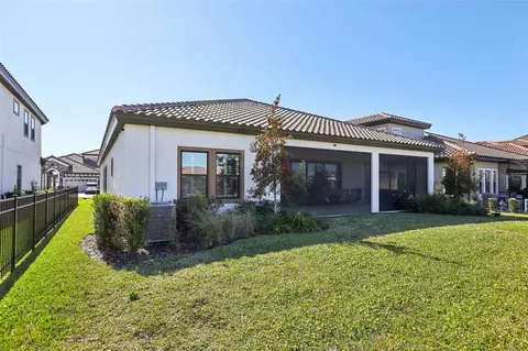Exterior - 11263 Rustic Timber Loop, San Antonio, FL 33576 photo 15 of 18