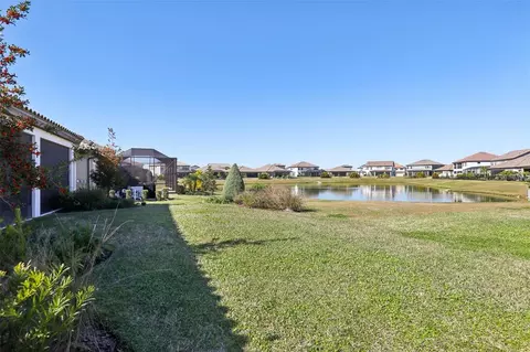 Exterior - 11263 Rustic Timber Loop, San Antonio, FL 33576 photo 13 of 18