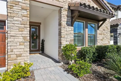 Exterior - 11263 Rustic Timber Loop, San Antonio, FL 33576 photo 4 of 18