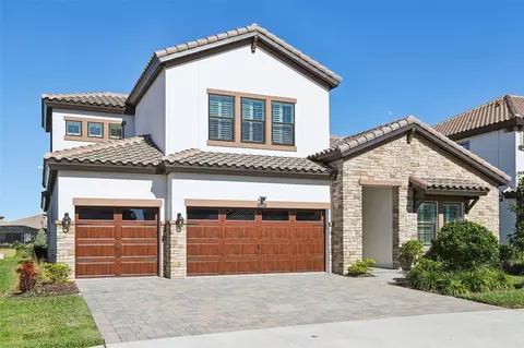Exterior - 11263 Rustic Timber Loop, San Antonio, FL 33576 photo 2 of 18