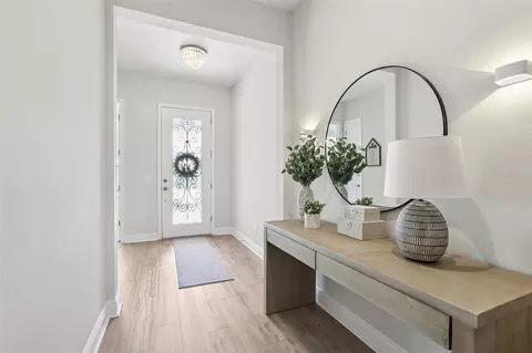 Entry Way - 11263 Rustic Timber Loop, San Antonio, FL 33576 photo 1 of 4