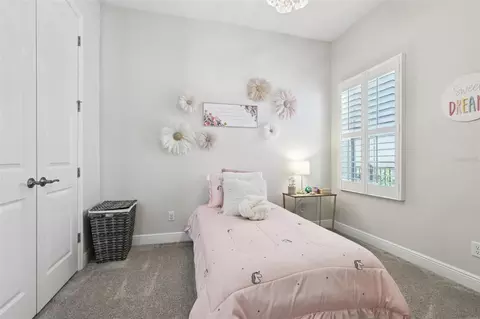 Bedroom - 11263 Rustic Timber Loop, San Antonio, FL 33576 photo 6 of 17