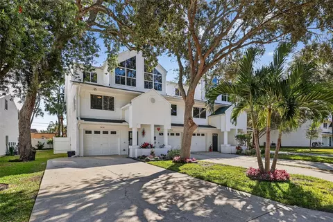 9730 Indian Key Trl #114, Seminole, FL 33776