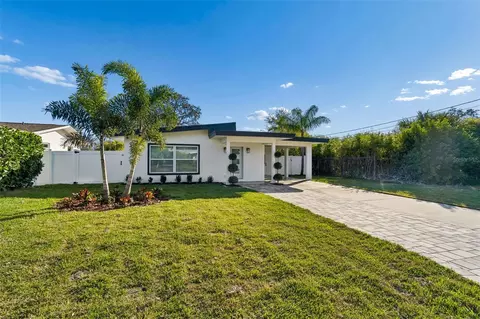224 Timberlane Dr, Palm Harbor, FL 34683