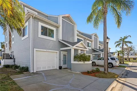 911 Harbour House Dr, Indian Rocks Beach, FL 33785