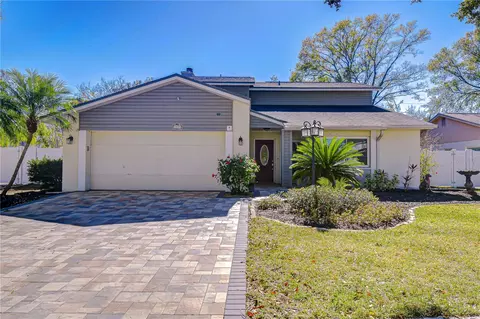 5008 Country Hills Dr, Tampa, FL 33624