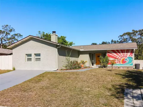1210 Crossbow Ln, Tarpon Springs, FL 34689
