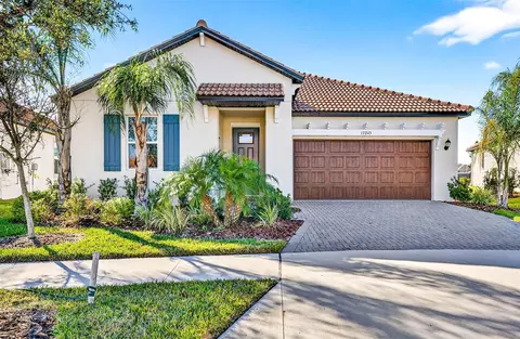 17245 Star Banks St, Wimauma, FL 33598