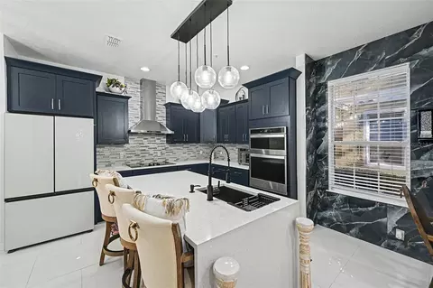 Kitchen - 3565 Clay Brick Rd, Harmony, FL 34773 photo 2 of 4