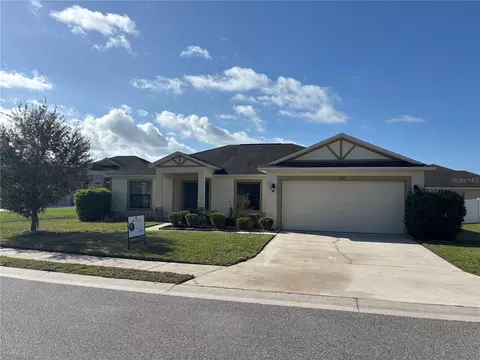 2962 Creeks Crossing Blvd, Lakeland, FL 33810