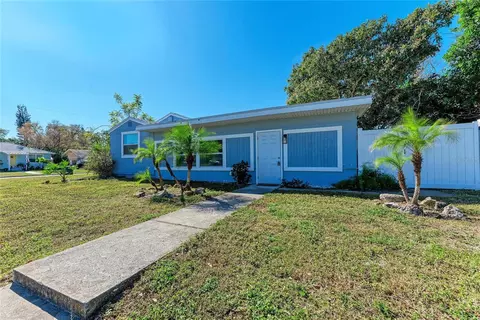 702 20th Ave W, Bradenton, FL 34205