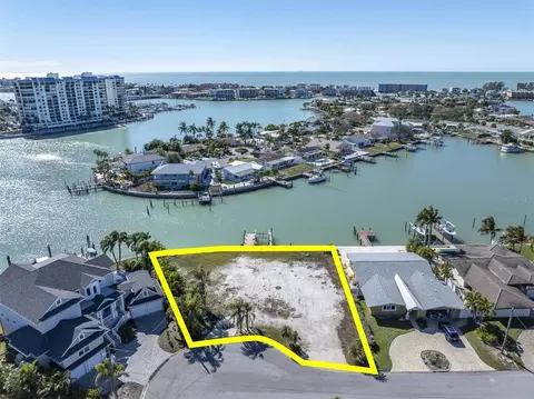 15 Marina Ter, Treasure Island, FL 33706