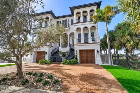 1040 Eldorado Ave, Clearwater Beach, FL 33767