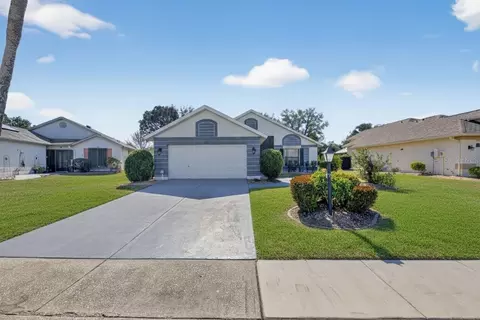 205 Linger Ln, Sun City Center, FL 33573
