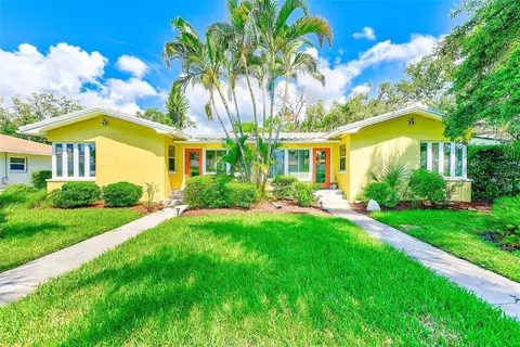 240-242 Mateo Way NE, Saint Petersburg, FL 33704