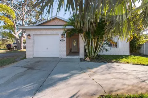 1688 Taylor Lake Cir, Largo, FL 33778