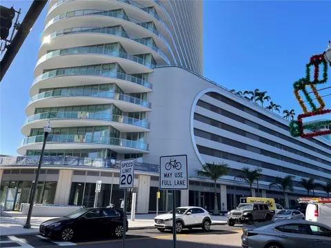 400 Central Ave #1804, Saint Petersburg, FL 33701