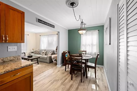 Dining - 7121 122nd Ave E, Parrish, FL 34219 photo 1 of 2