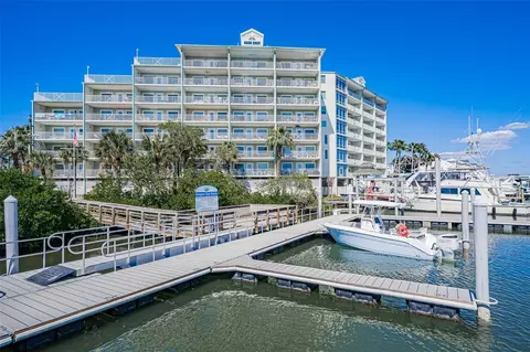 399 2nd St #215, Indian Rocks Beach, FL 33785