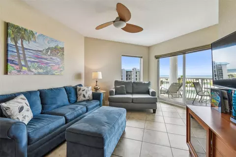 11605 Gulf Blvd #506, Treasure Island, FL 33706