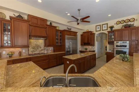 Kitchen - 13717 Canterfield Dr, Riverview, FL 33579 photo 1 of 2