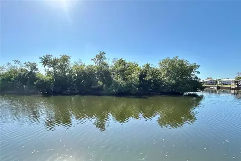 436 Mount Oak Ave NE #747, Saint Petersburg, FL 33702