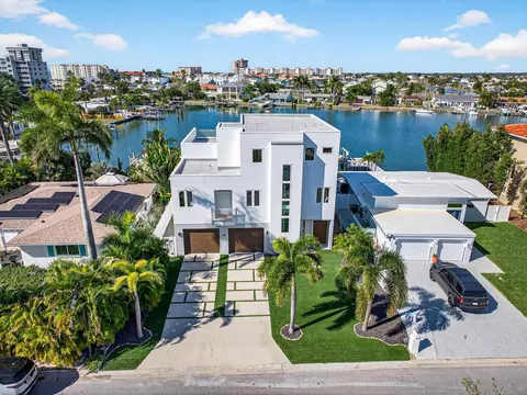 208 171st Ave E, North Redington Beach, FL 33708