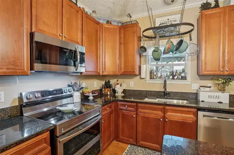 Kitchen - 7459 SW 5th Ave, Ocala, FL 34476 photo 2 of 2