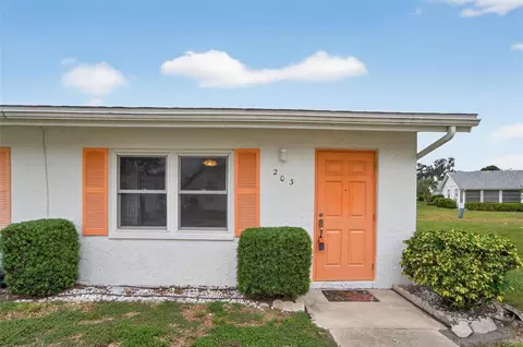 1902 Andover St #203, Sun City Center, FL 33573
