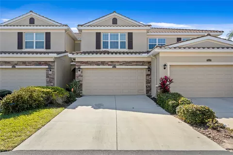 610 53rd Ave N, Saint Petersburg, FL 33703