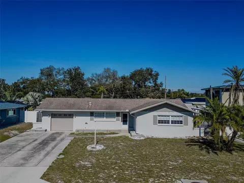 13963 Trinidad Dr, Seminole, FL 33776