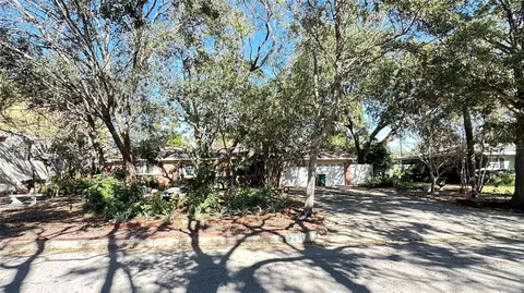 4625 W Longfellow Ave, Tampa, FL 33629